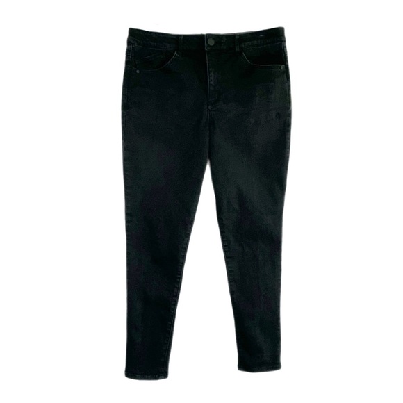 Democracy Black Pull-On Skinny Jeans - Picture 1 of 7